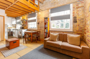 Unique Detached House wPrivate Courtyard, London